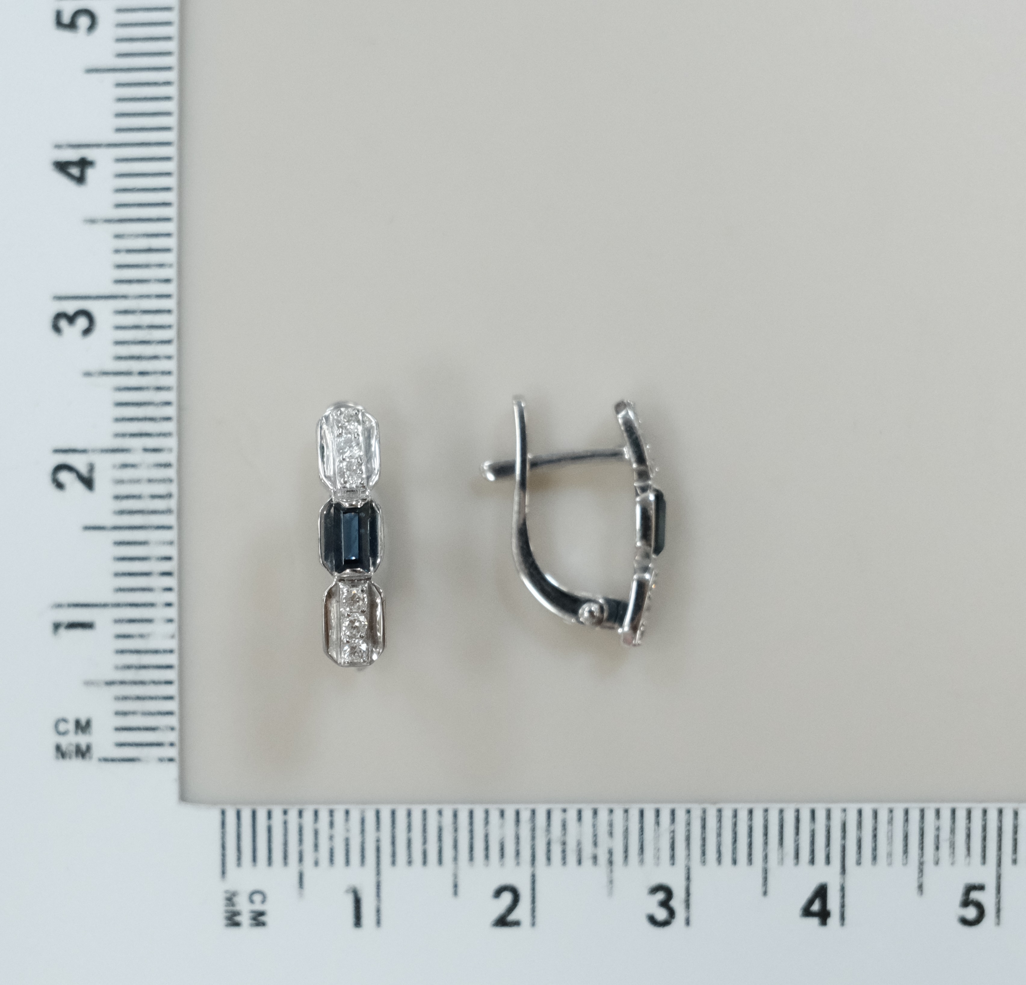 10591-000018 Серьги